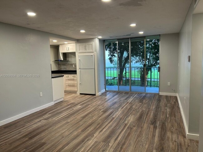 Photo - 9320 Fontainebleau Blvd Unit 214