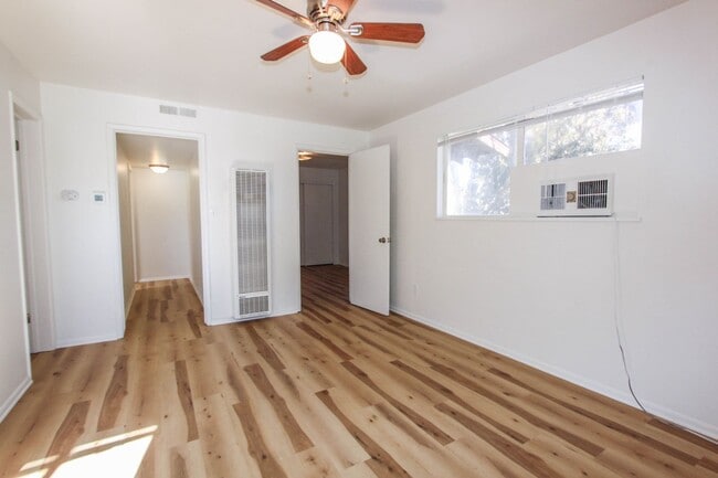 860 Gail Gardner Way Unidad B