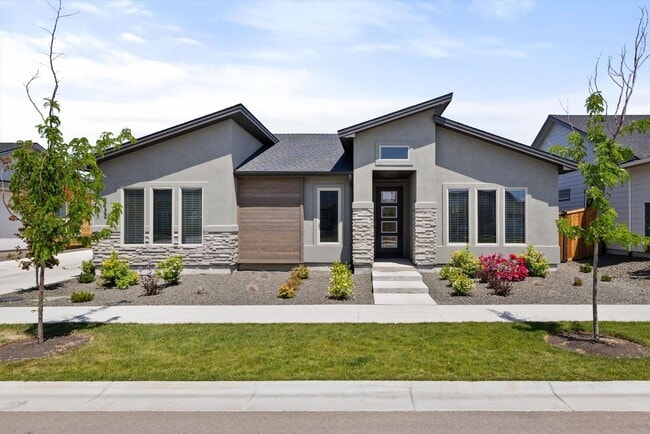 Resort-Style Living in the Prestigious Riv... - Resort-Style Living in the Prestigious Riv... House