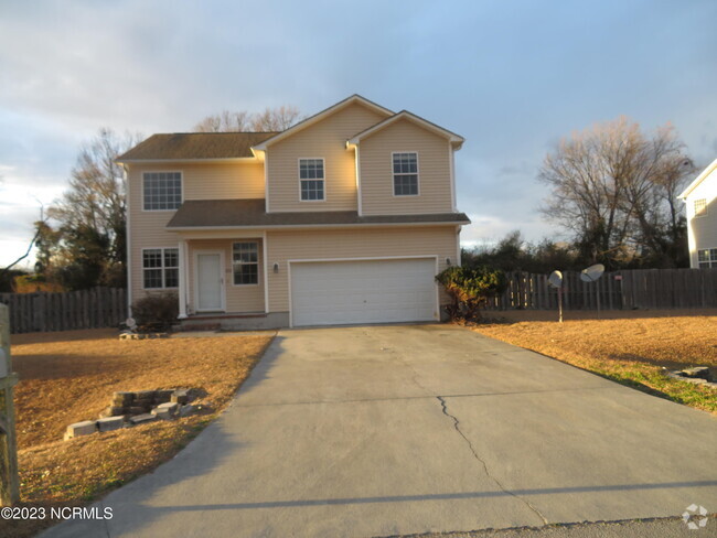 Building Photo - 111 Briar Hollow Dr Rental