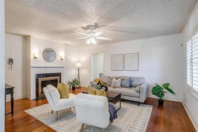 Photo - 3824 Birchman Ave