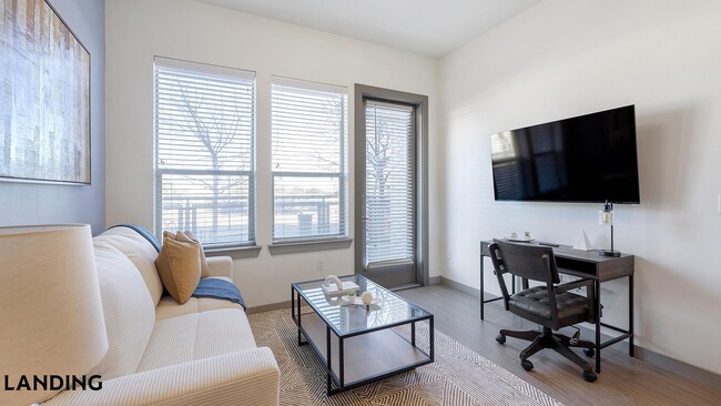 Photo - 101 S Center St Unit 101