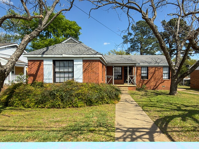 Photo - 1912 S Donnybrook Ave