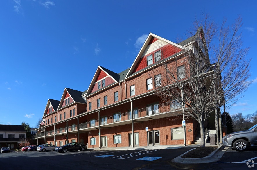 Patuxent Place Apartments For Rent in Laurel, MD