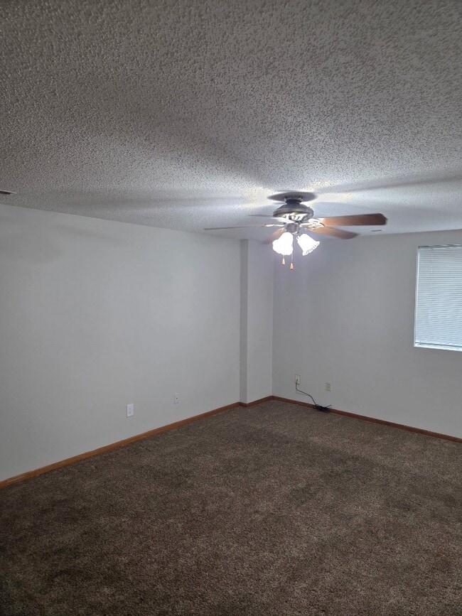 Photo - 315 N 1st St