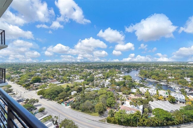 Photo - 307 SW 5th St Unit 2013