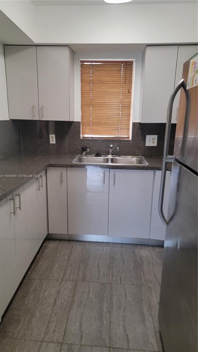 Photo - 4165 SW 67th Ave Unit 210B