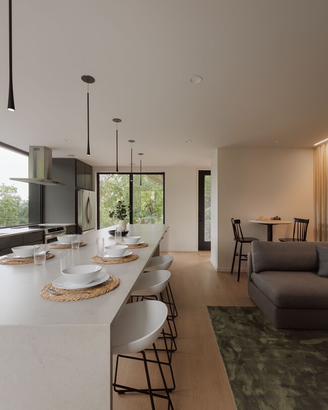 Photo - 796 Stewart Ave