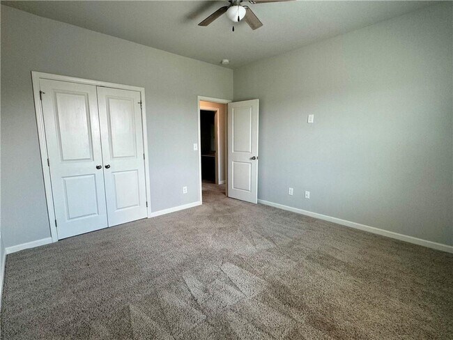 Photo - 3219 Weyhill Trl