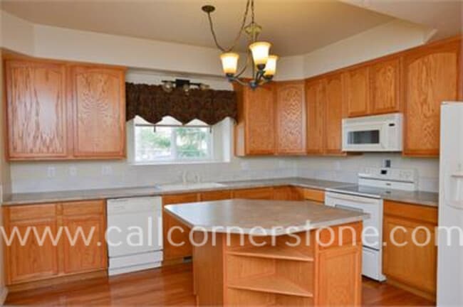 Photo - 2249 Stepping Stones Way