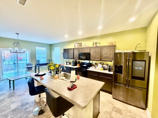 Photo - 13238 N Lndg Cir W