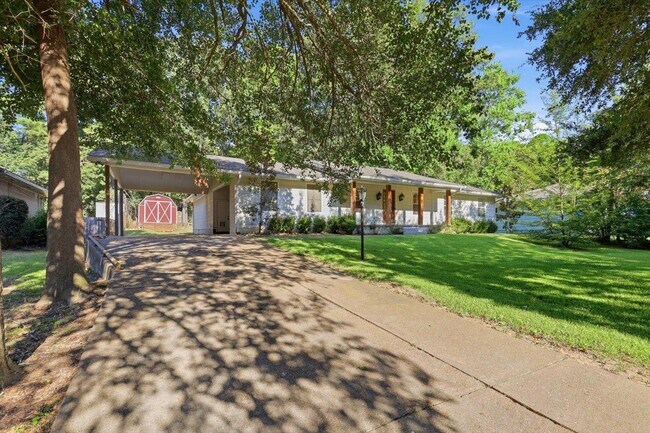 117 McCree Dr