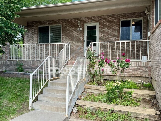 Photo - 9710 Huron St