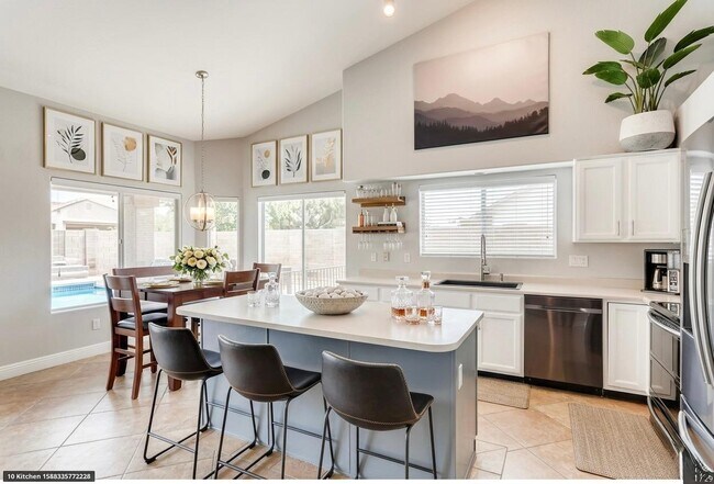 Photo - 13256 W Wilshire Dr