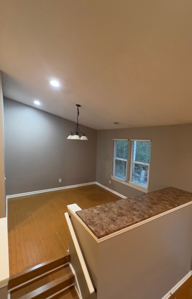 Photo - 3304 Forette Ln