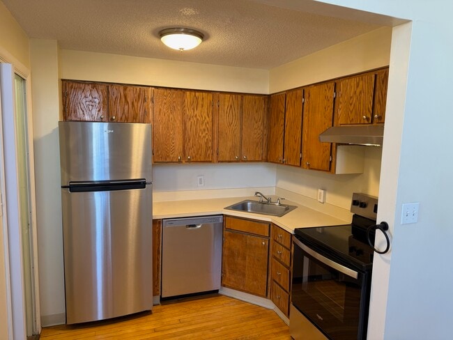 Photo - 34 Spring St Unit 8