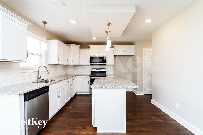 Photo - 1186 Ewing Wy