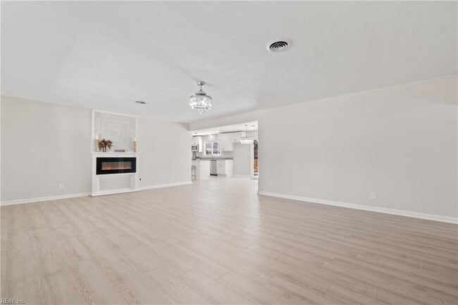 Photo - 5801 Lathan Rd