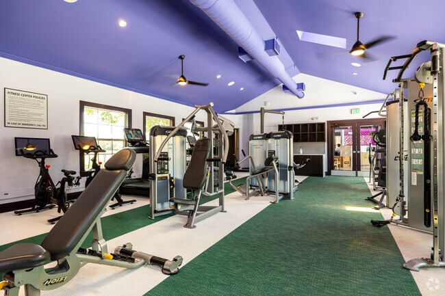 Fitness Center - The Quarters Manhattan