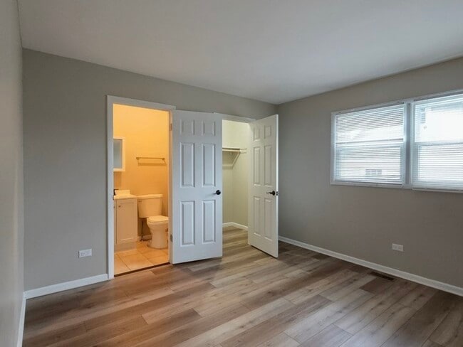 Photo - 43 W Ann St Unit 2