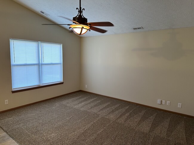 Photo - 1128 Sourgum Lane