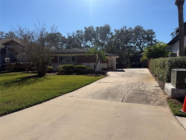 Photo - 4640 W Lamb Ave