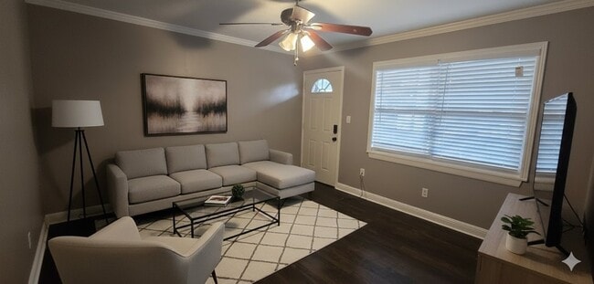 Photo - 21 Delmont Dr NE Unit 10