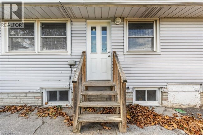 Photo - 14 Westmount Ave