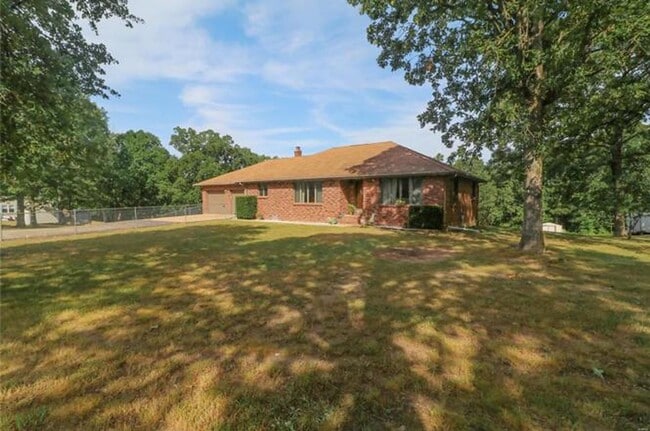 Photo - Beautiful county setting