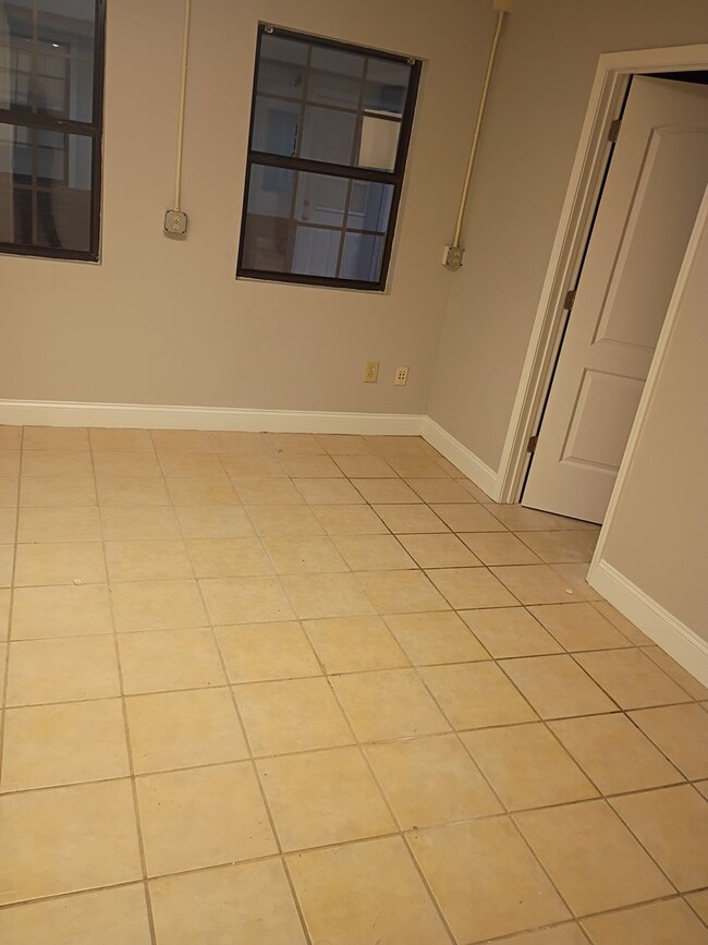 Photo - Burlington Mill Apartments