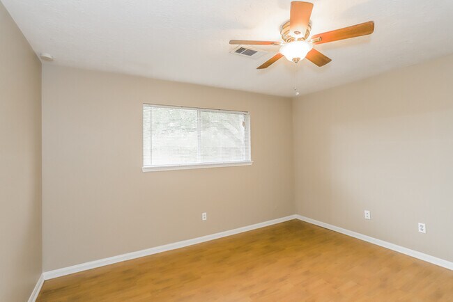 Photo - 4313 Lariat Dr