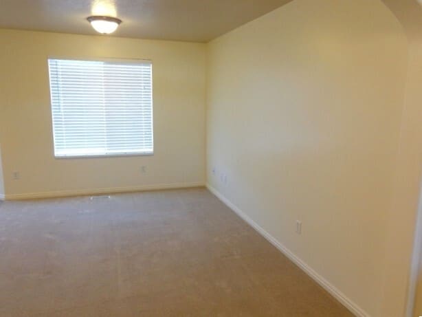 Photo - 358 Stamford Dr