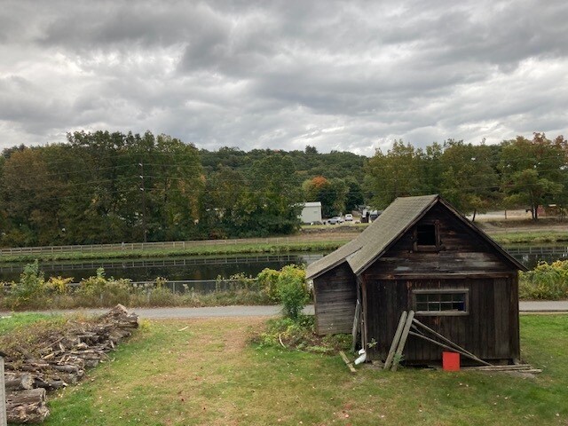 Photo - 105 G St Unit 2R