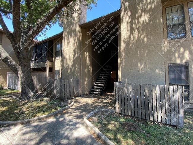 Photo - 1202 Thorpe Ln Rental