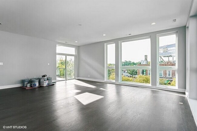 Photo - 3620 W Irving Park Rd Unit 2R