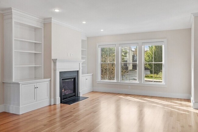 Photo - 1 Saw Mill Cir