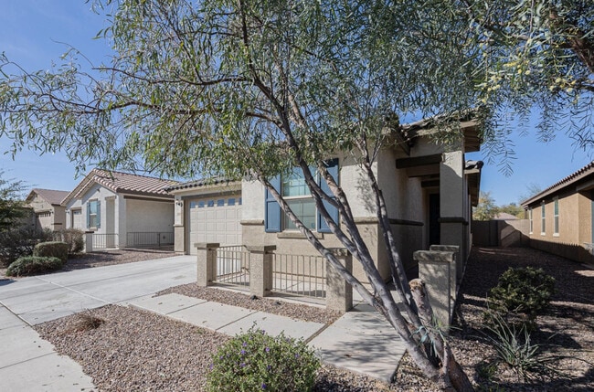 Photo - 5726 S 30th Gln