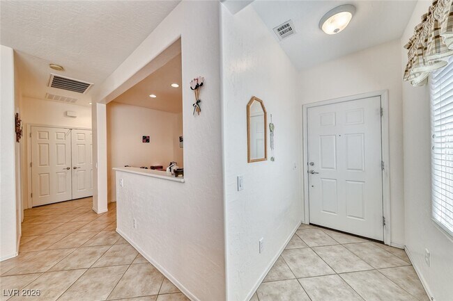 Photo - 6159 Isola Peak Ave