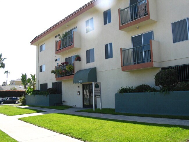 Photo - 3671 Veteran Avenue,