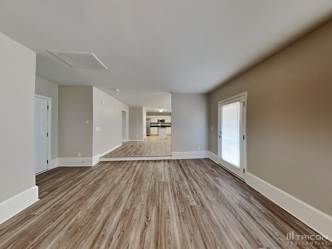 Photo - 1916 Lexington Ave