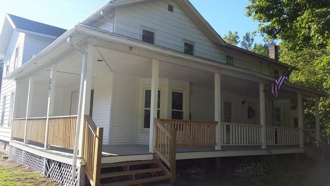 Building Photo - 3792 Brick Schoolhouse Rd Unit Back B