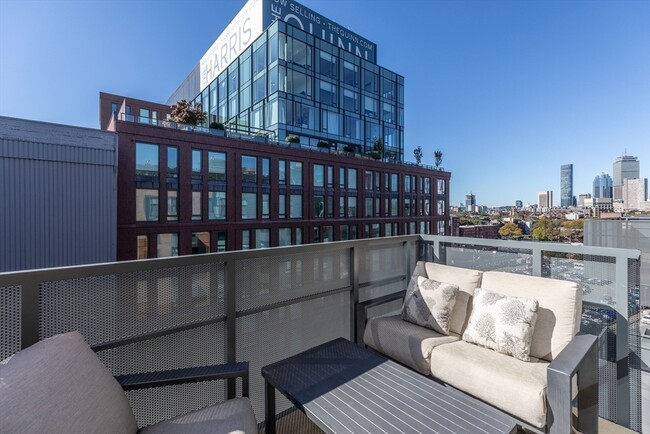 Photo - 32 Traveler St Unit PH8