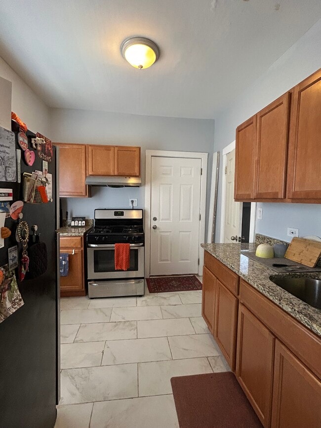 Building Photo - 4705 N Artesian Ave Unit #3 Rental
