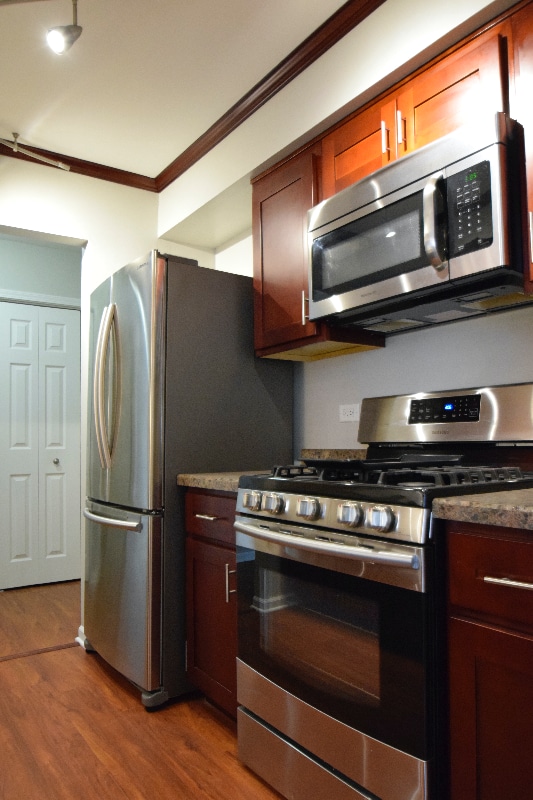 Building Photo - 1425 Ashland Ave Rental
