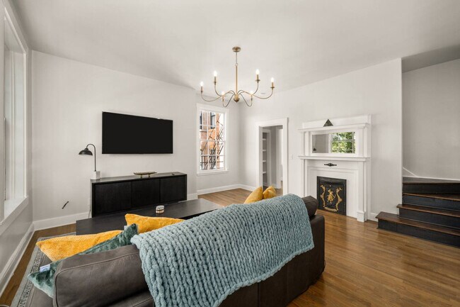 Photo - 1326 Broadway Unidad ID1312458P