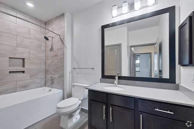 1BR, 1BA - 685SF - Bathroom - ELEVATE Spring Crossing