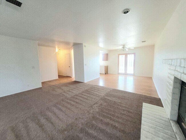 Photo - 9230 Karen Ave House