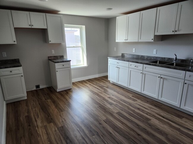 Photo - 39 North St Unit 39 North St Apt C