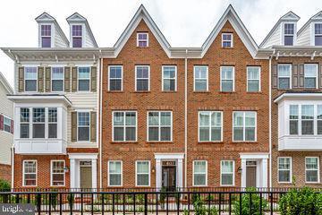 Building Photo - 612 Totten Pl NE Rental