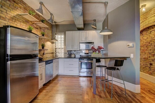 Photo - 605 S 9th St Unit APT 7